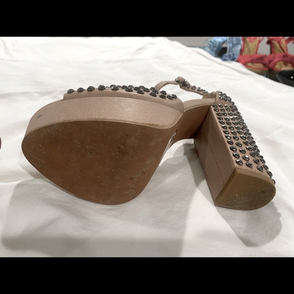 Wild Pair Studded Platform Open Tow Pumps! - Picture 11 of 12